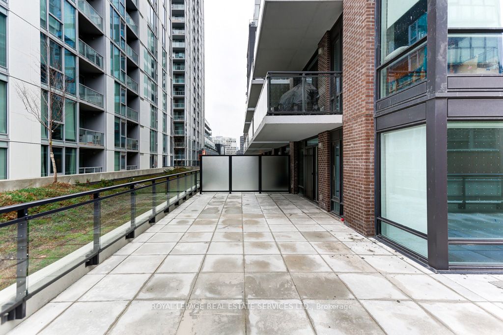 45 Baseball Pl 10 Property Photo 27
