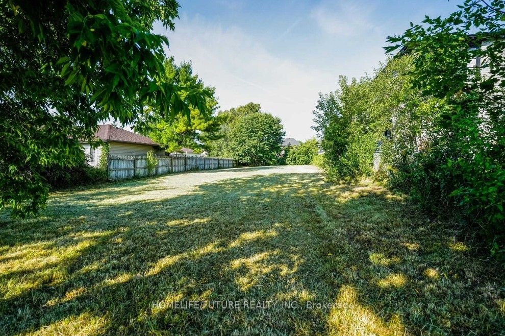 528 Poplar Ave Property Photo 4