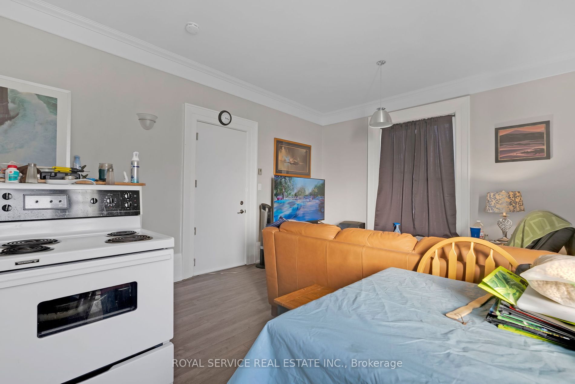 8 Wellington St Property Photo 21