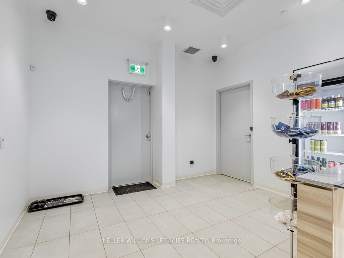 5780 Sheppard Ave E Property Photo 13
