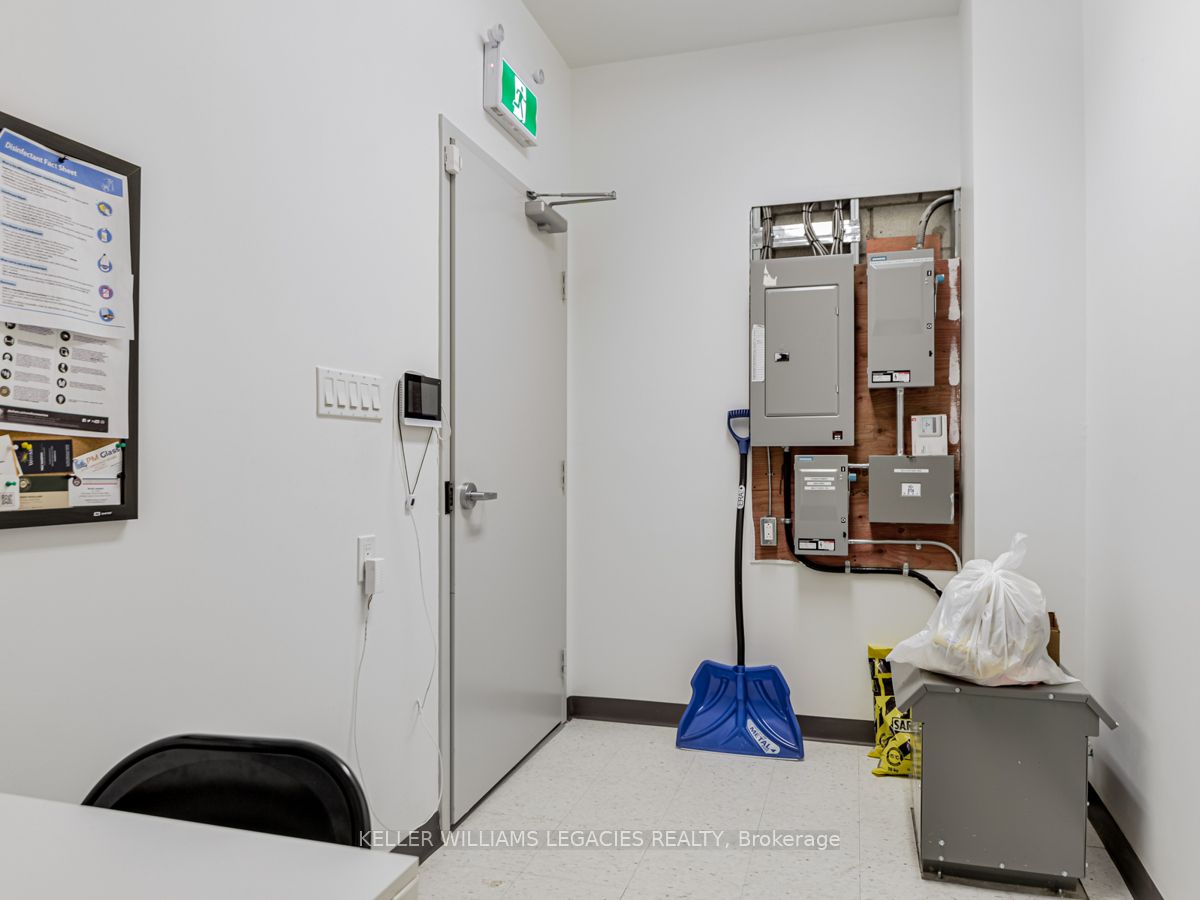 5780 Sheppard Ave E Property Photo 18