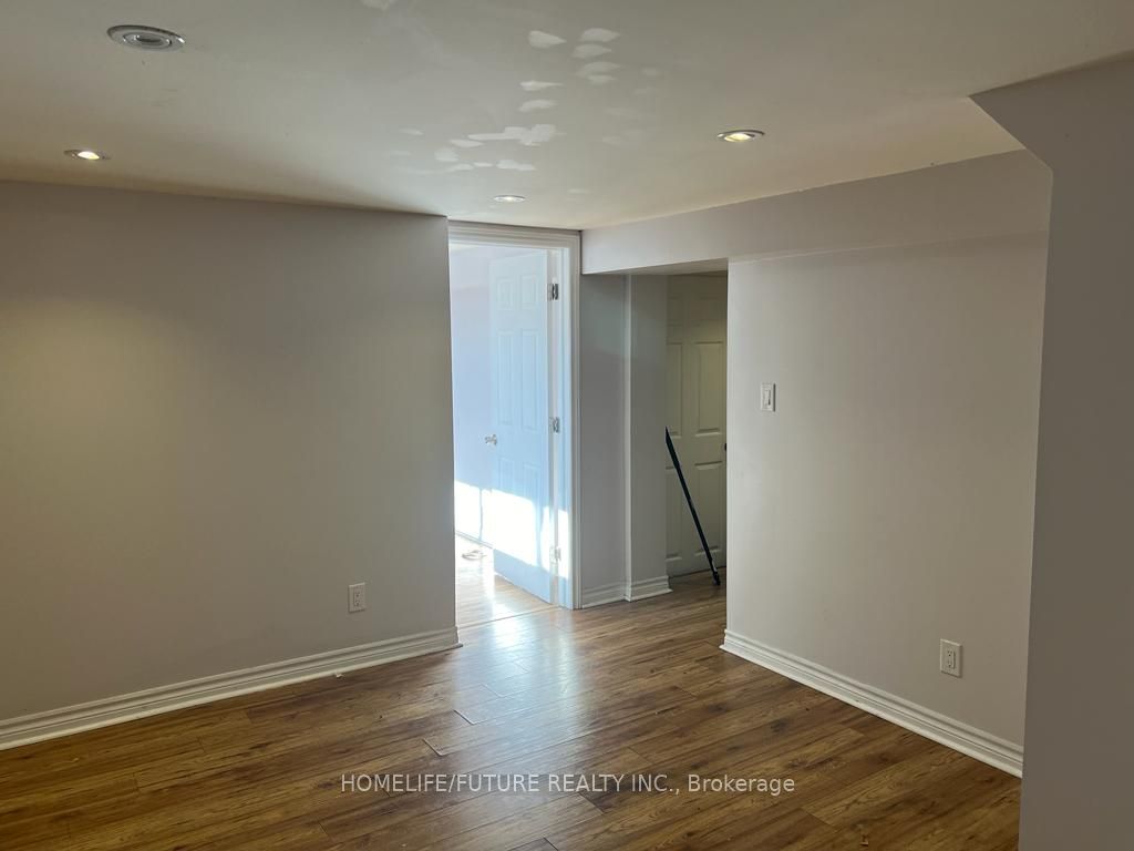 6432 Kingston Rd Property Photo 11