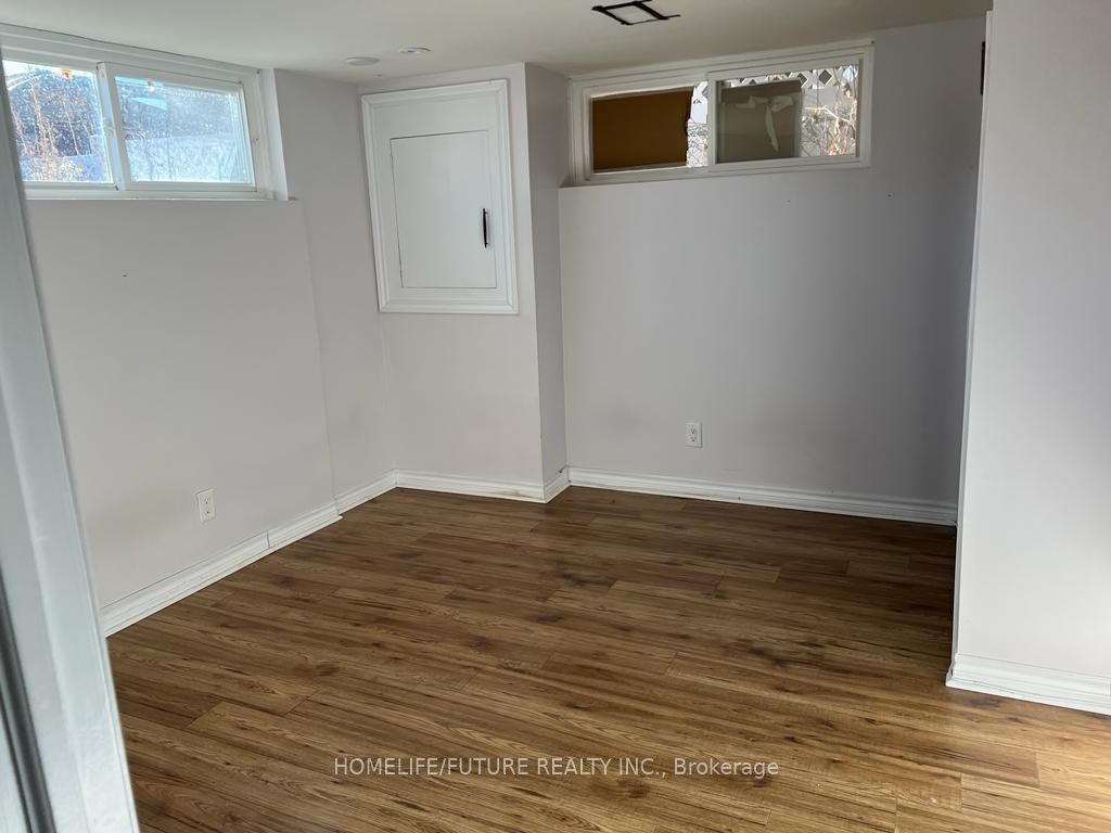 6432 Kingston Rd Property Photo 15