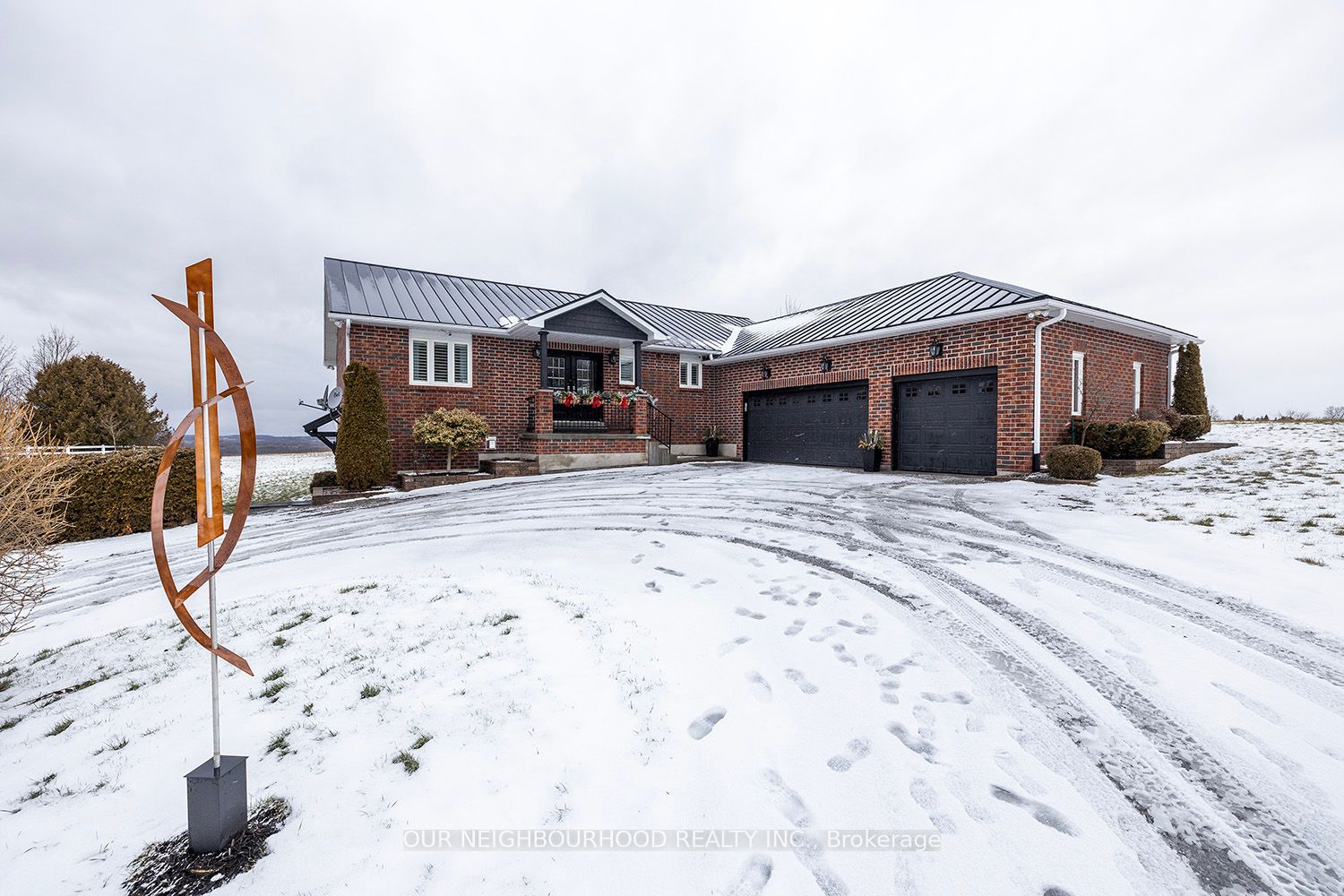 423 Highway 47 E Property Photo 2