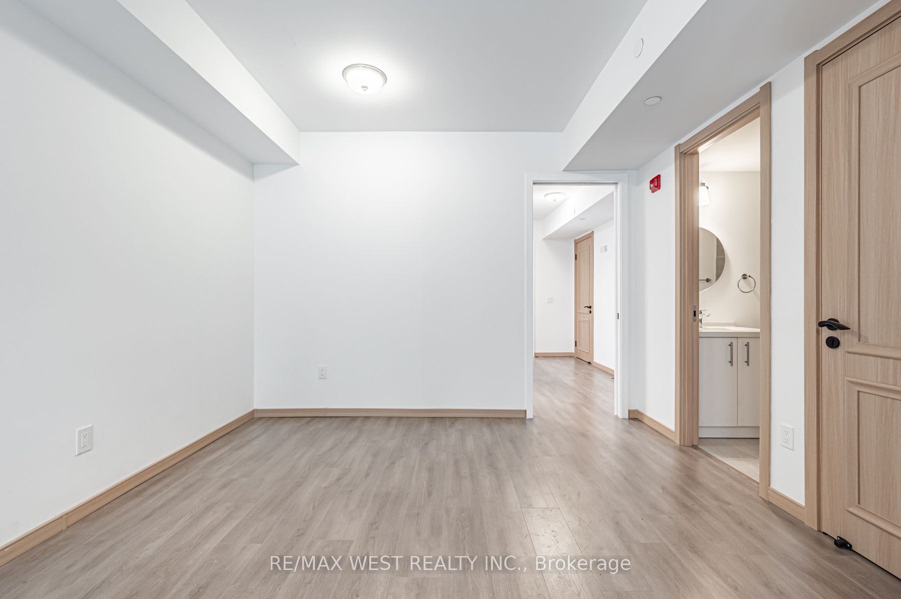 3453 Victoria Park Ave 108 Property Photo 26