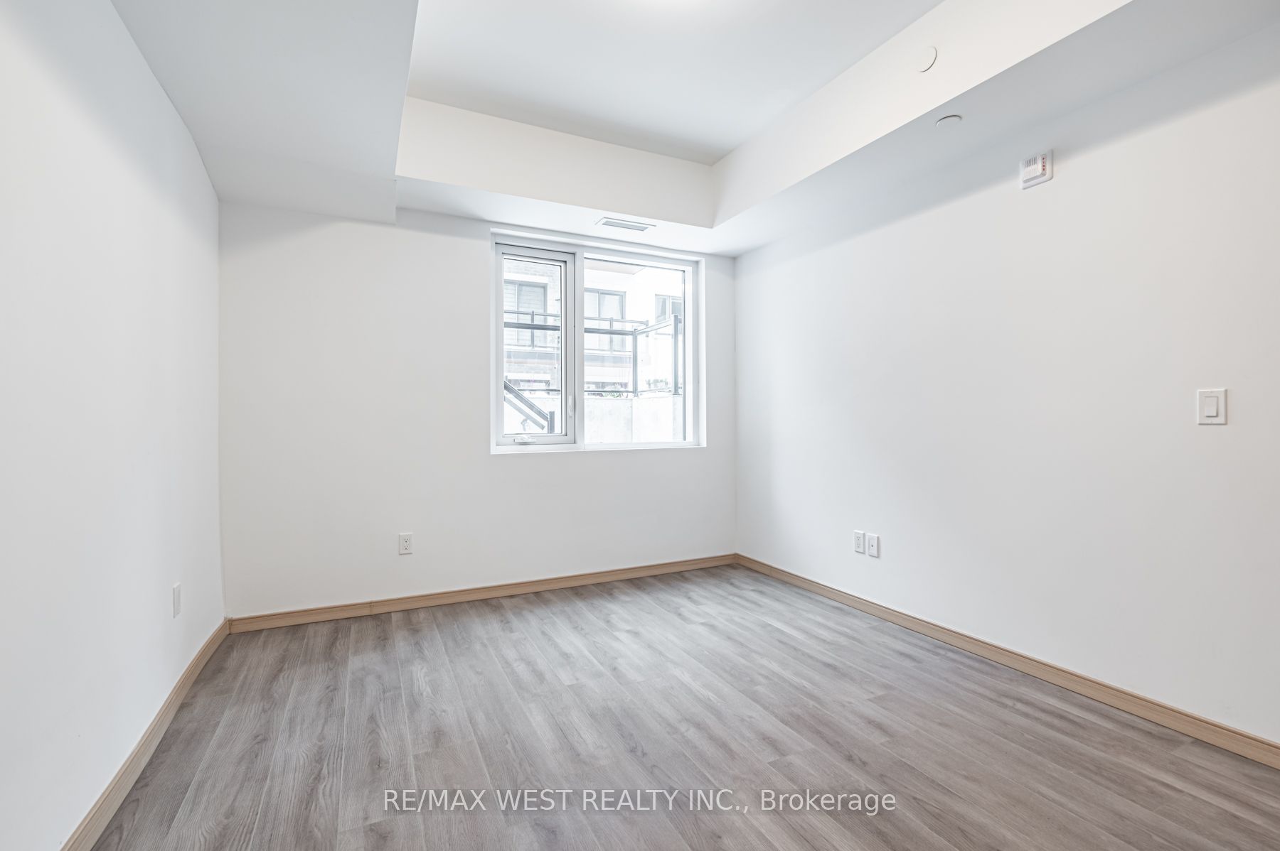 3453 Victoria Park Ave 108 Property Photo 28