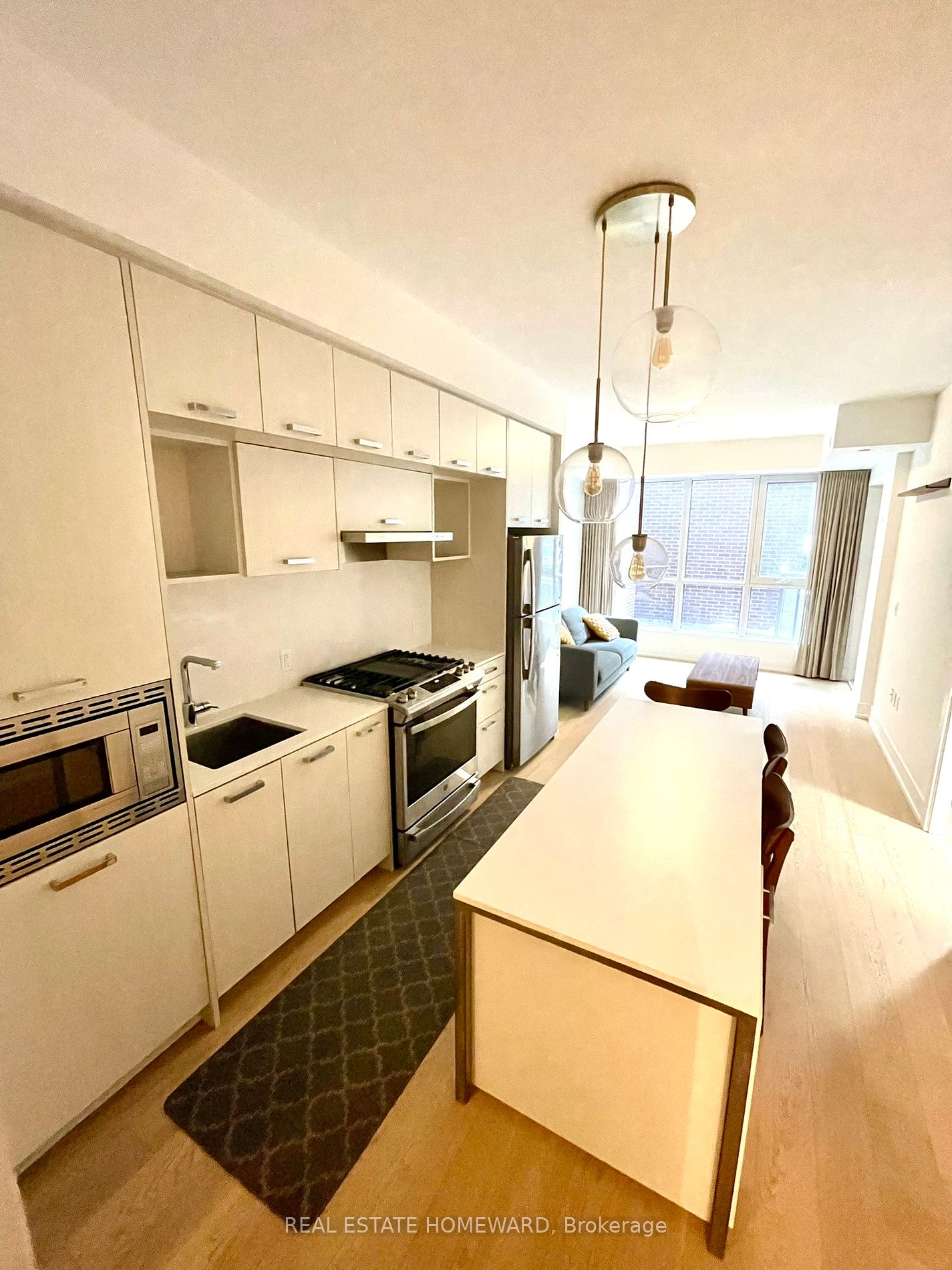 1331 Queen St E 2 Property Photo 1
