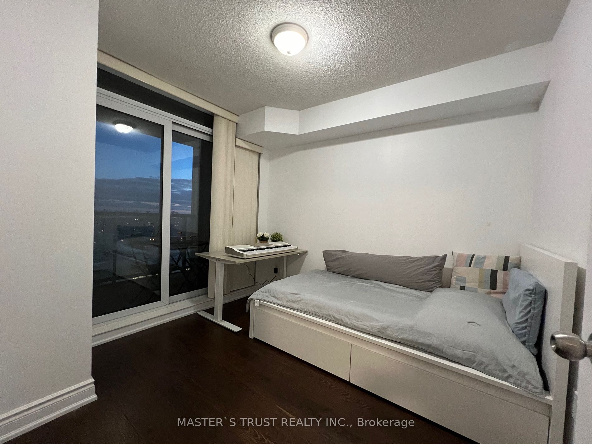 60 Brian Harrison Way 9 Property Photo 7