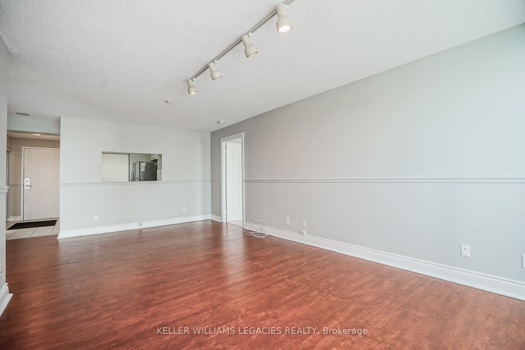 68 Corporate Dr 1 Property Photo 17