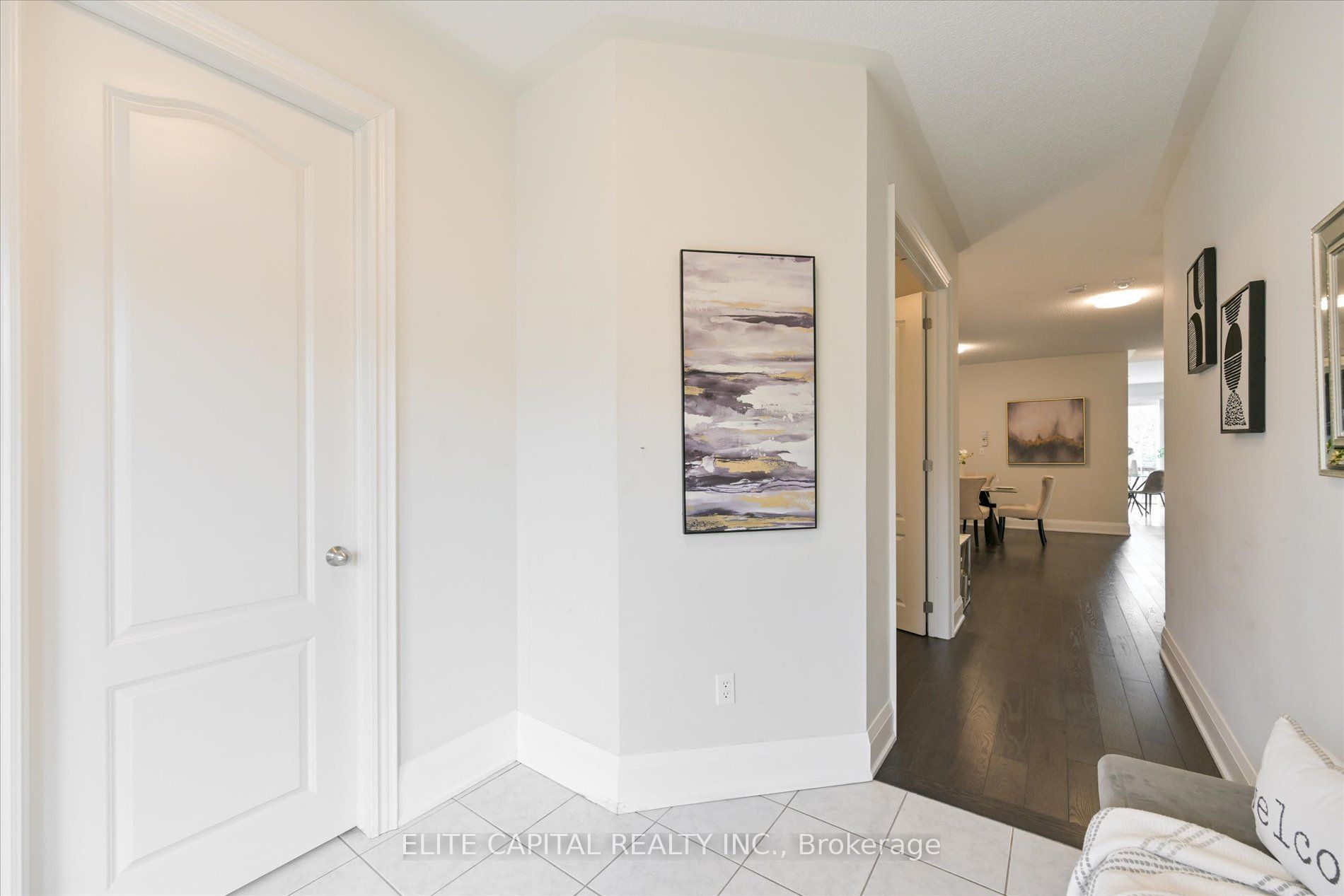 2421 Secreto Dr Property Photo 3