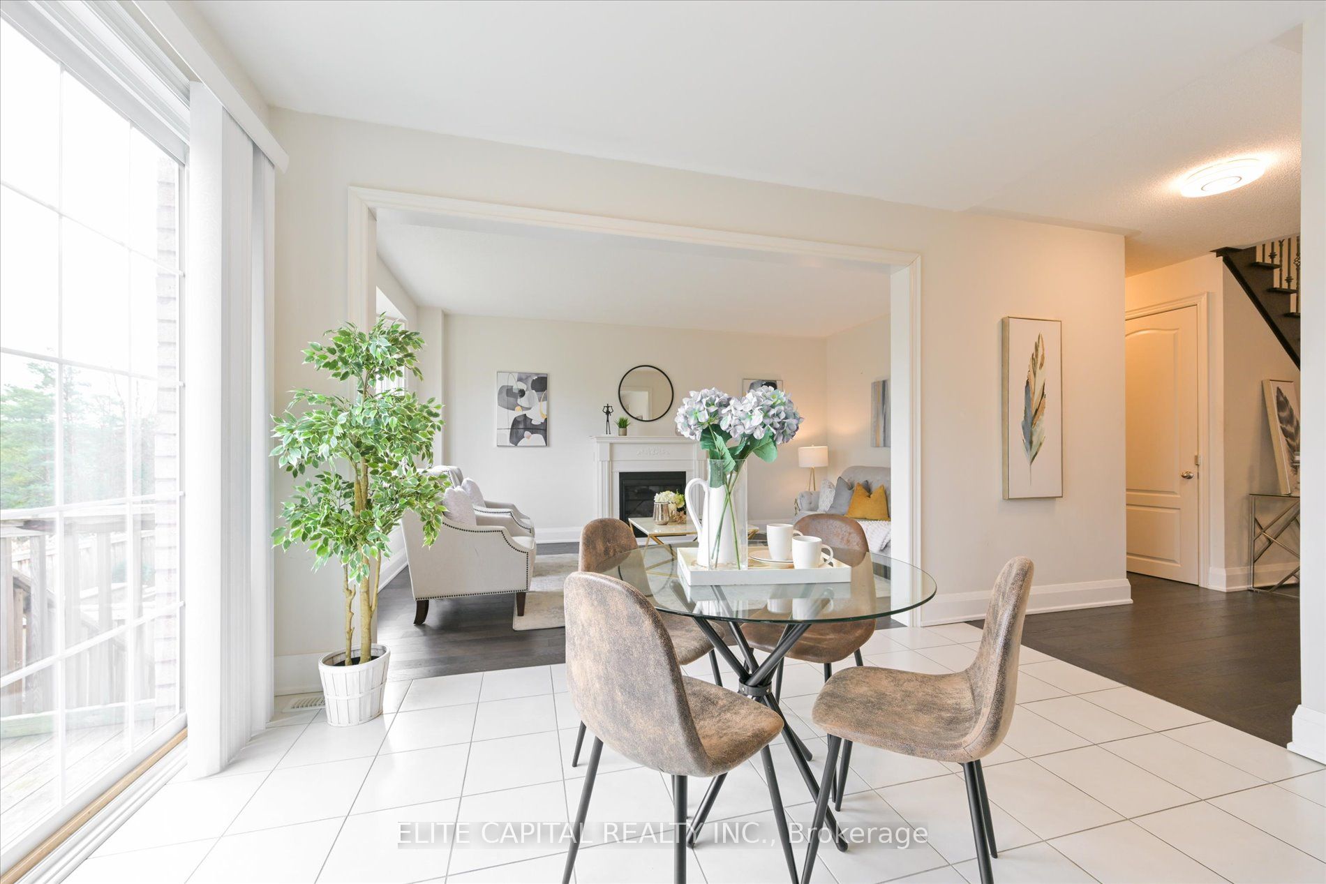 2421 Secreto Dr Property Photo 15