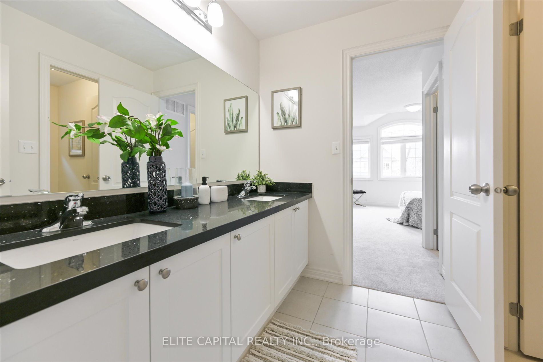 2421 Secreto Dr Property Photo 31