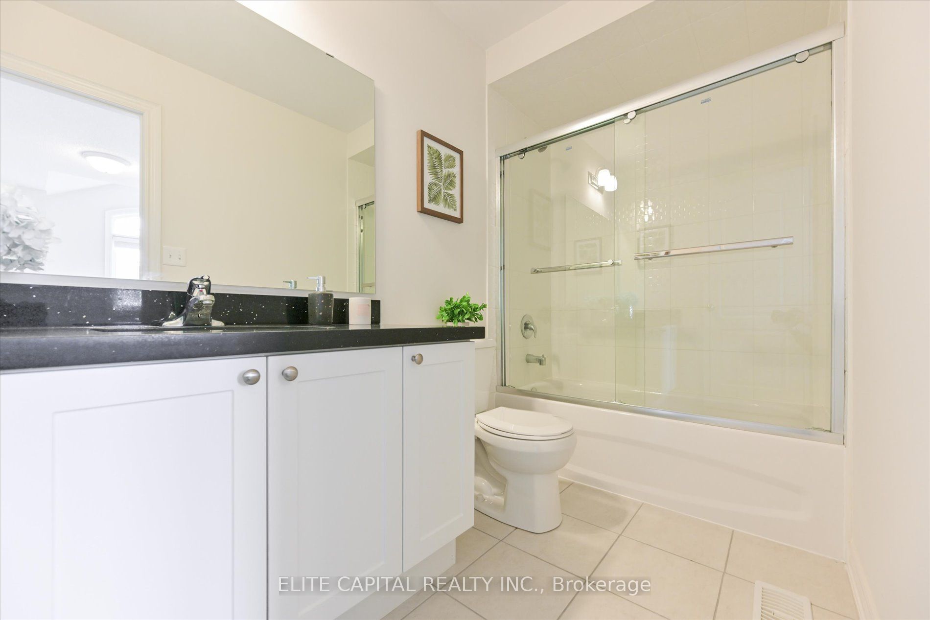 2421 Secreto Dr Property Photo 35