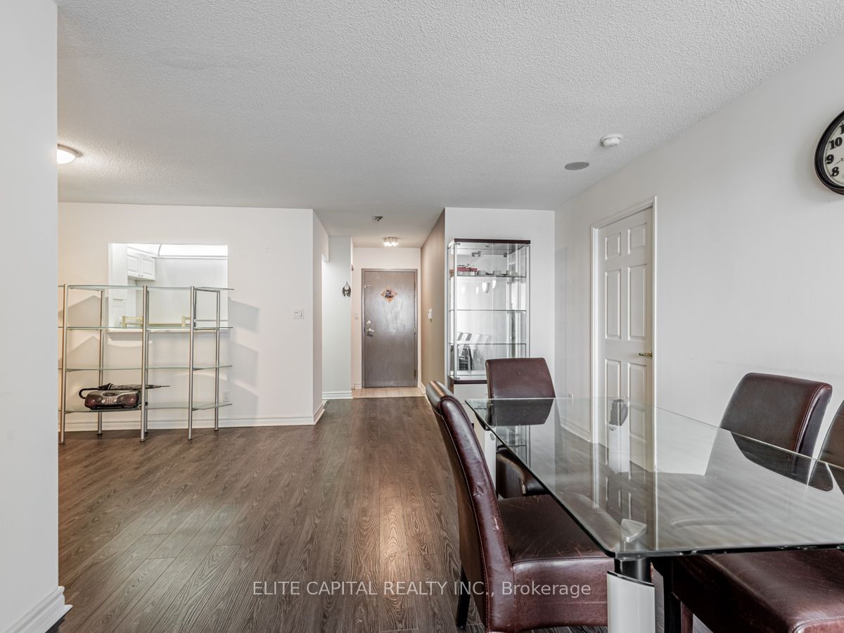88 Corporate Dr 8 Property Photo 14