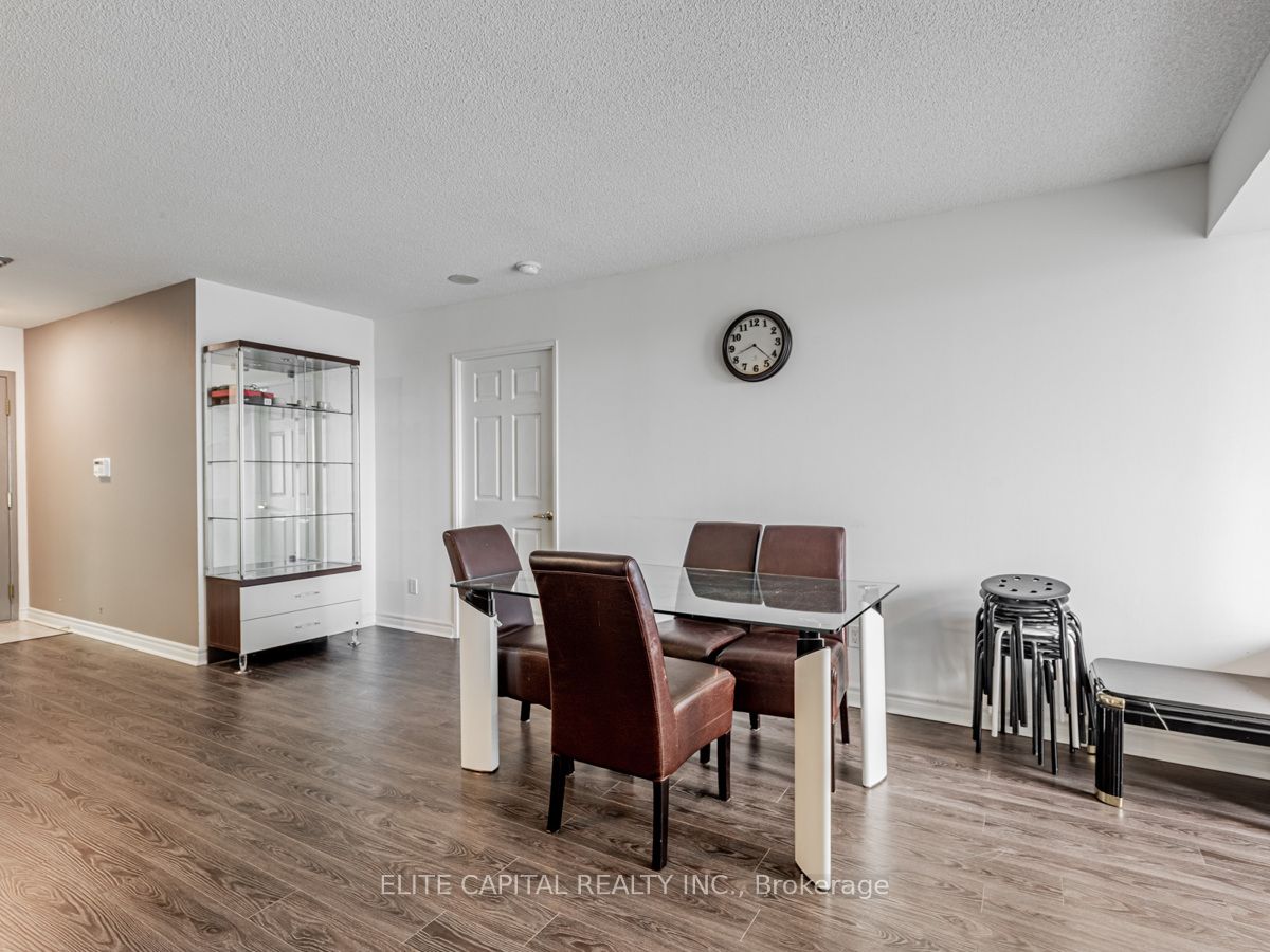 88 Corporate Dr 8 Property Photo 16