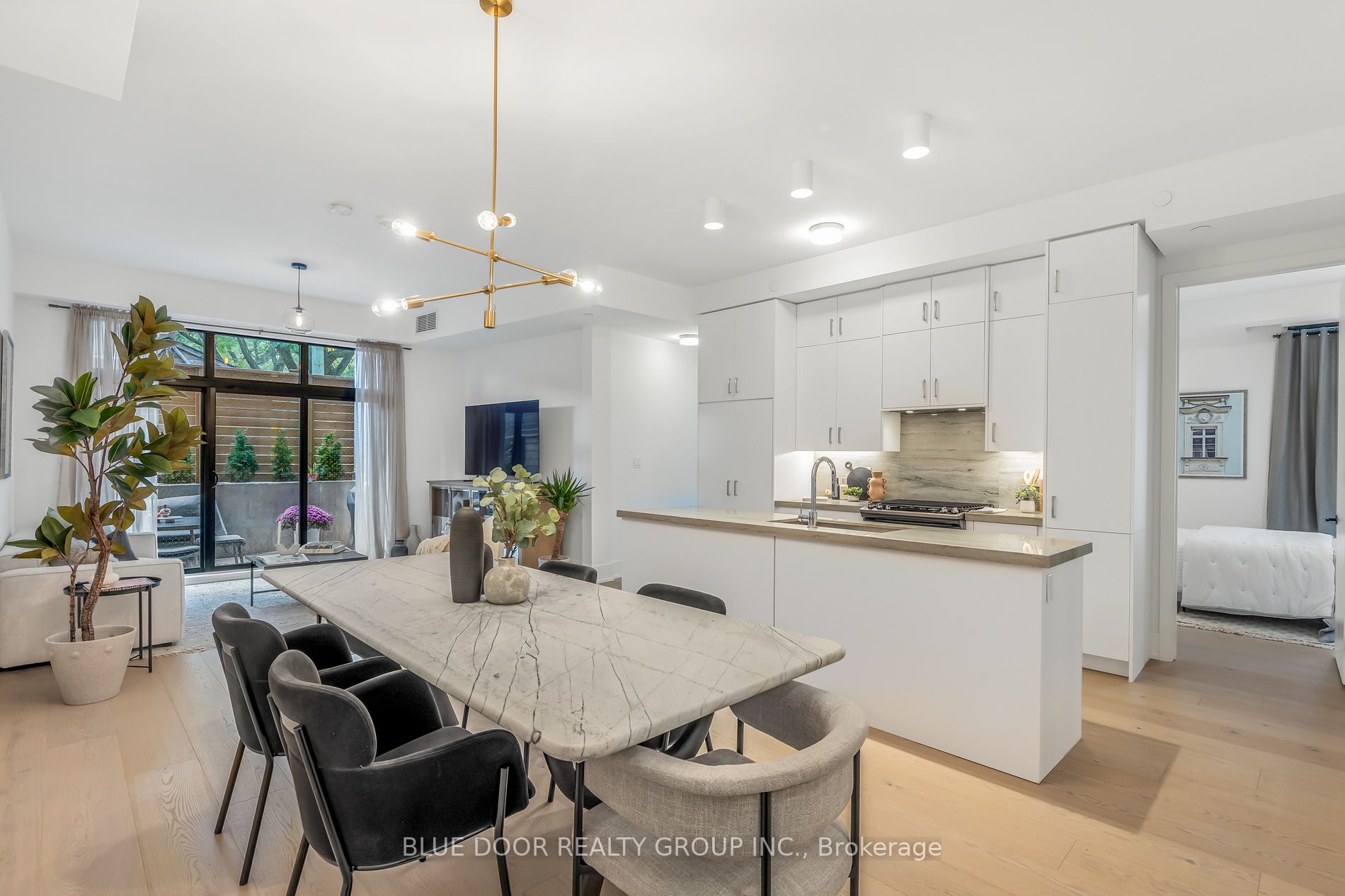 14 Dewhurst Blvd 4 Property Photo 4