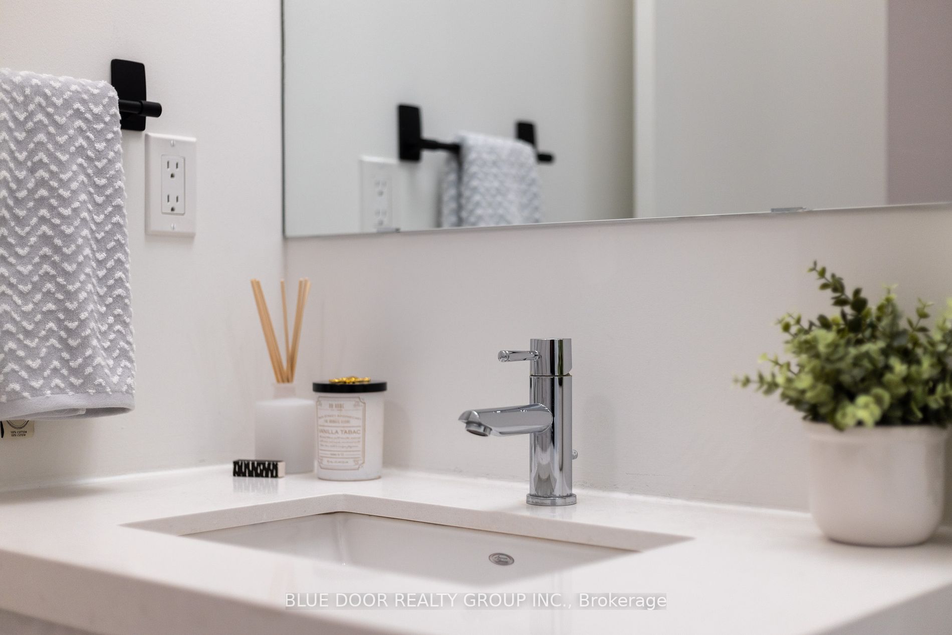 14 Dewhurst Blvd 4 Property Photo 37