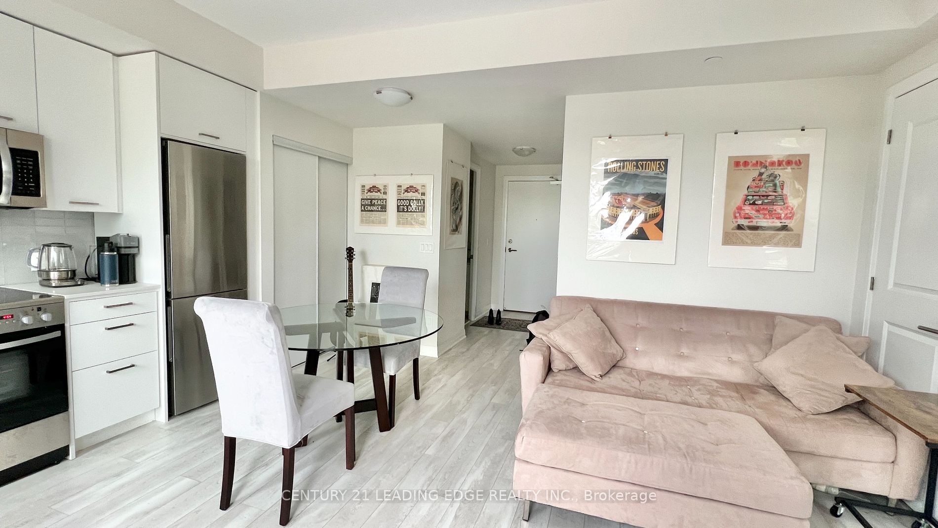 1630 Queen St E 1 Property Photo 14