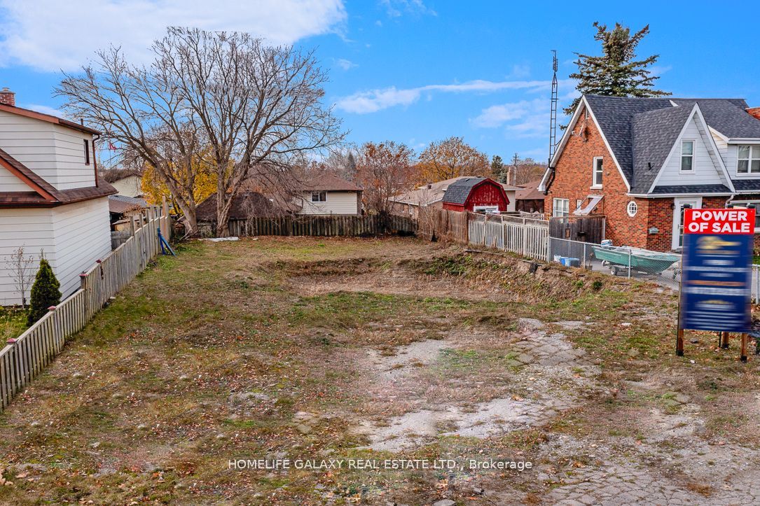 524 Cromwell Ave Property Photo 4