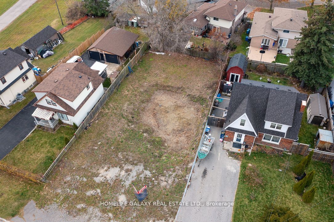 524 Cromwell Ave Property Photo 5