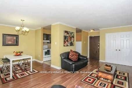 100 Dundalk Dr 10 Property Photo 6