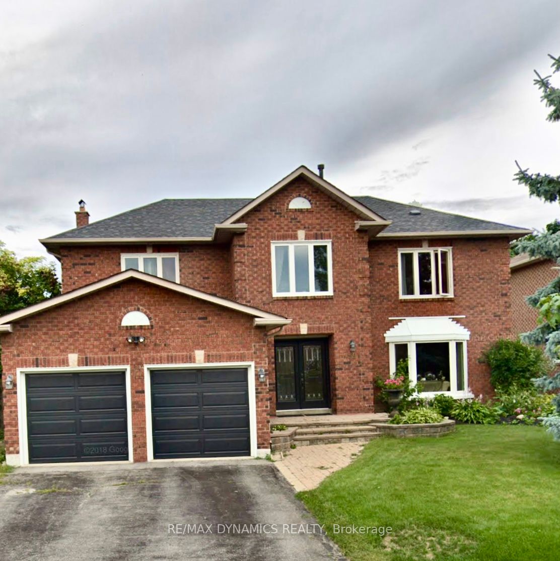 11 Leah Cres Property Photo 1