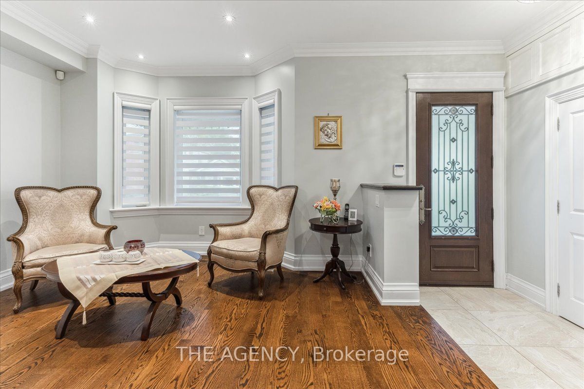 11 Northbrook Rd Property Photo 4