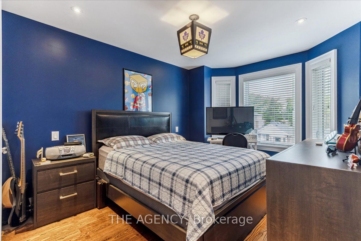 11 Northbrook Rd Property Photo 19