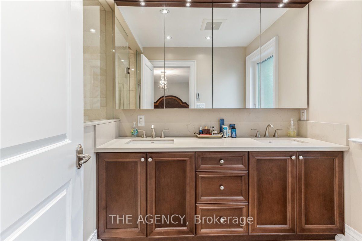 11 Northbrook Rd Property Photo 23