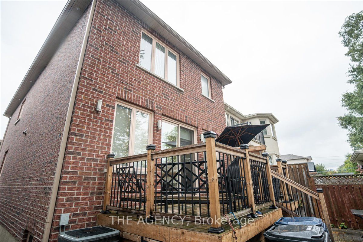 11 Northbrook Rd Property Photo 38