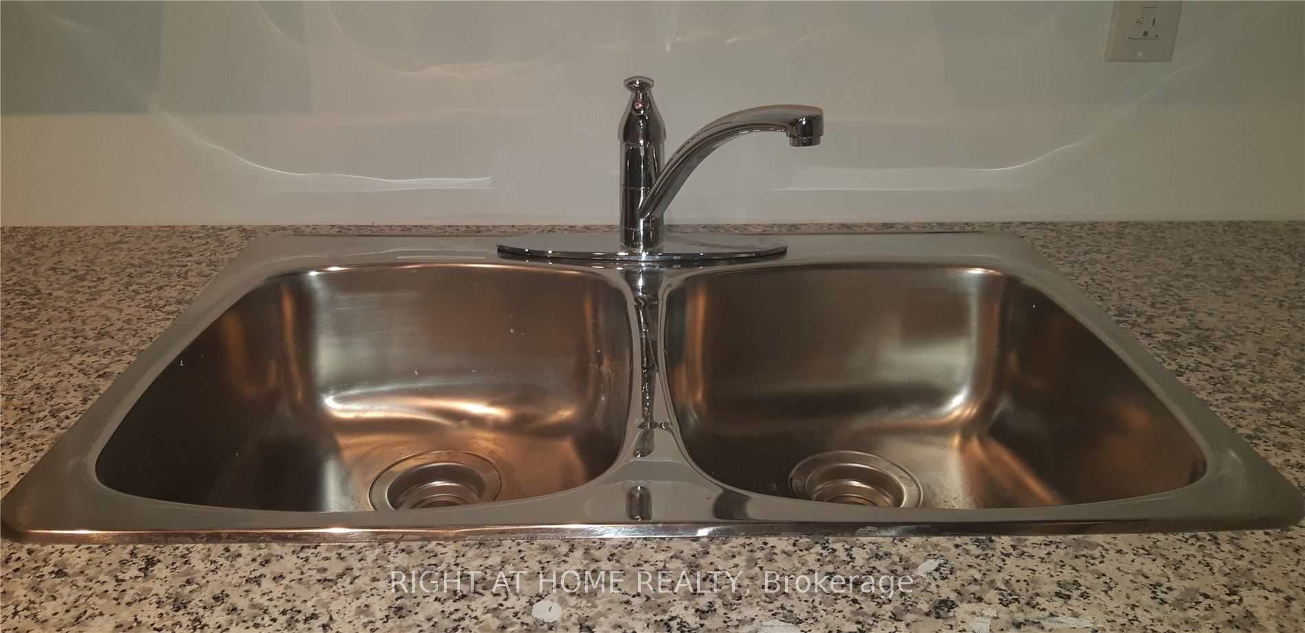 1 Falaise Rd 2 Property Photo 10