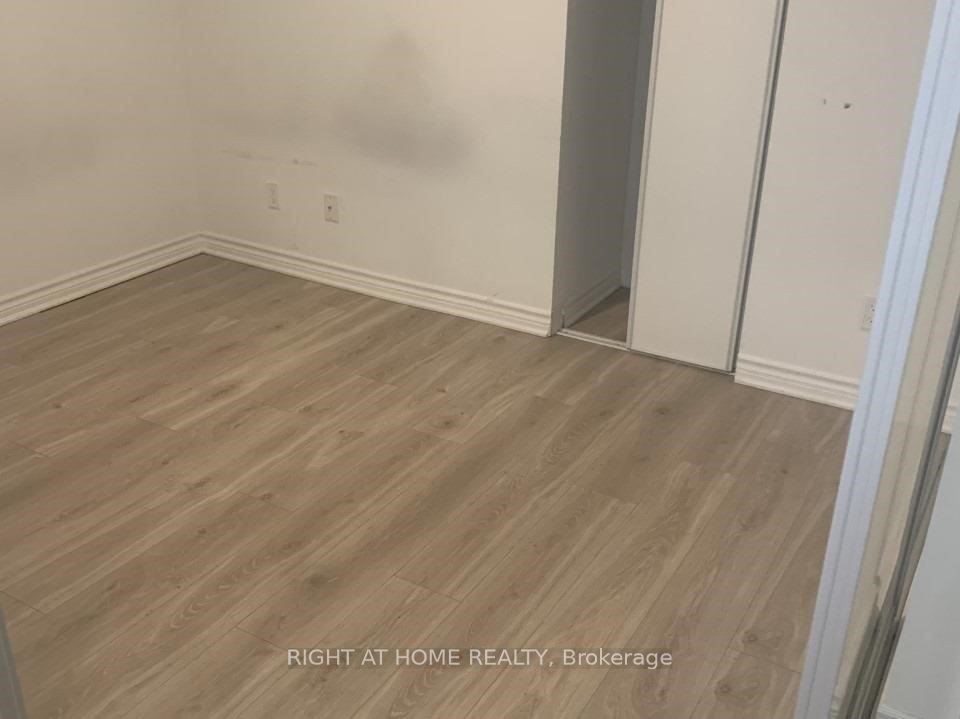 1 Falaise Rd 2 Property Photo 11