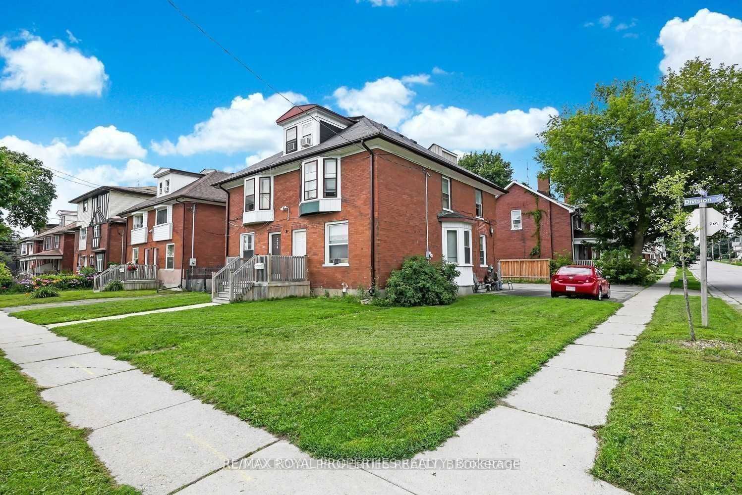 208-216 Division St Property Photo 2