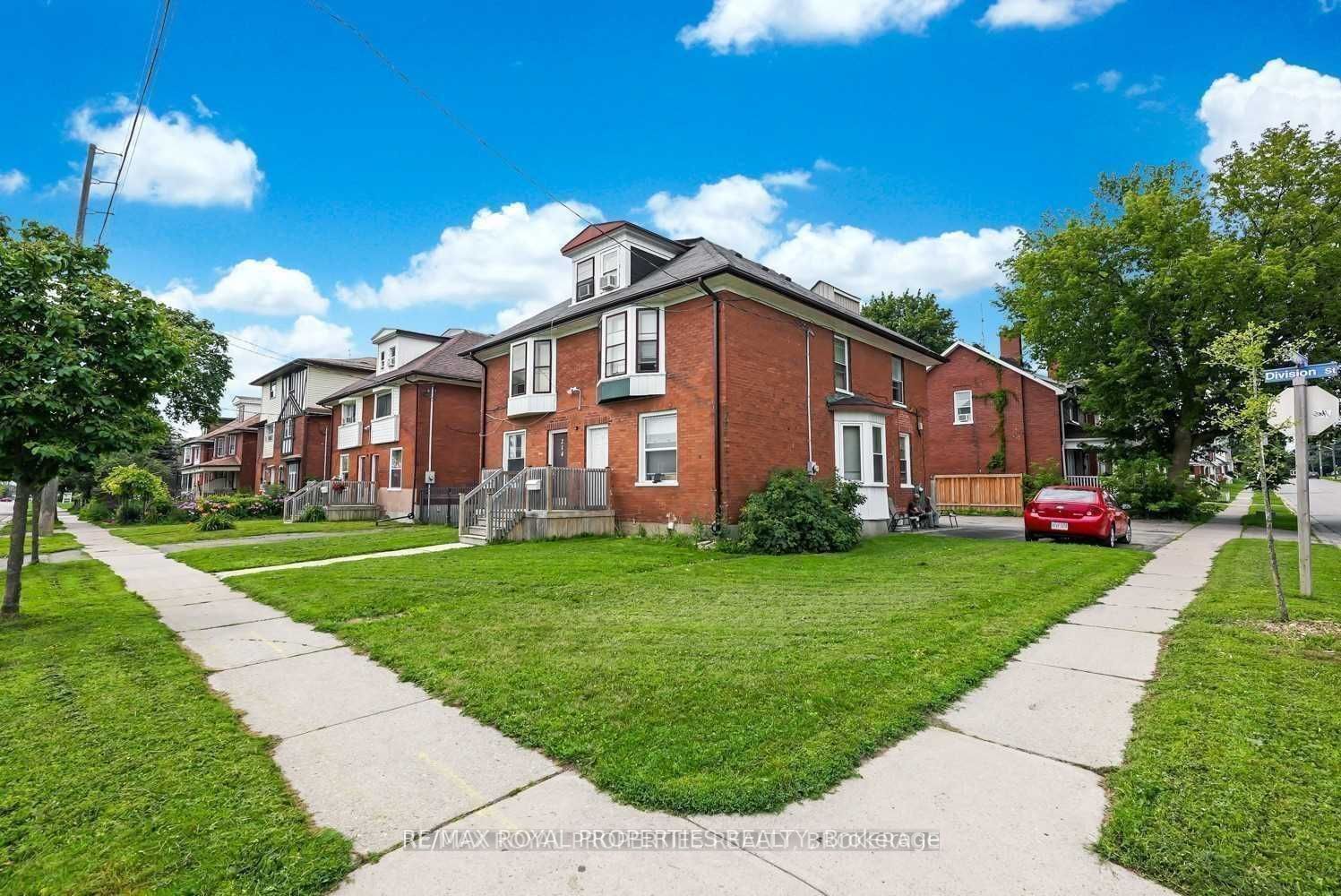 208-216 Division St Property Photo 3