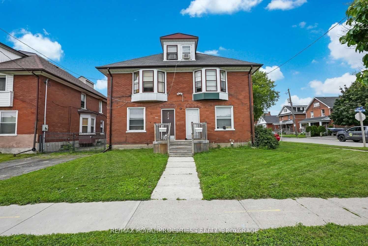 208-216 Division St Property Photo 4