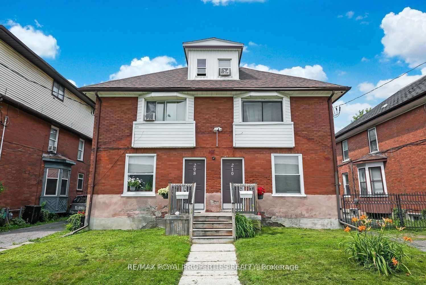 208-216 Division St Property Photo 5