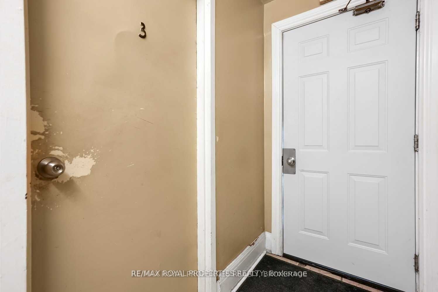 208-216 Division St Property Photo 13
