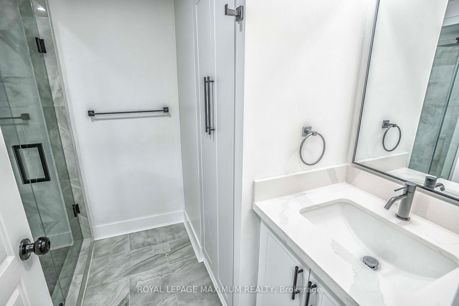 2928 Beachview St Property Photo 27