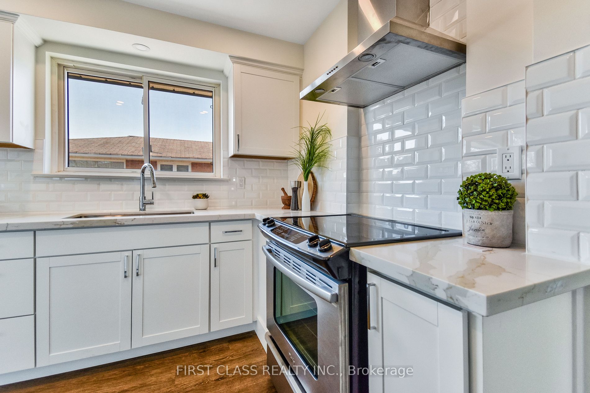 24 Fintona Ave Property Photo 7