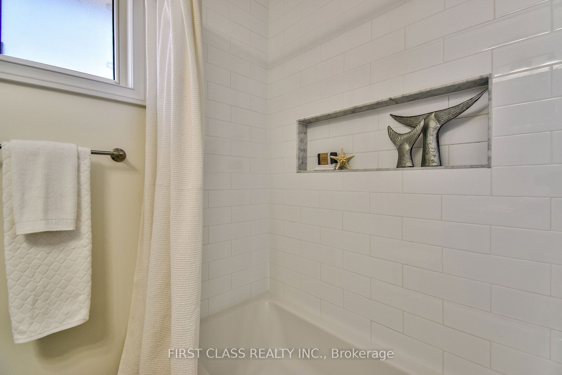 24 Fintona Ave Property Photo 16