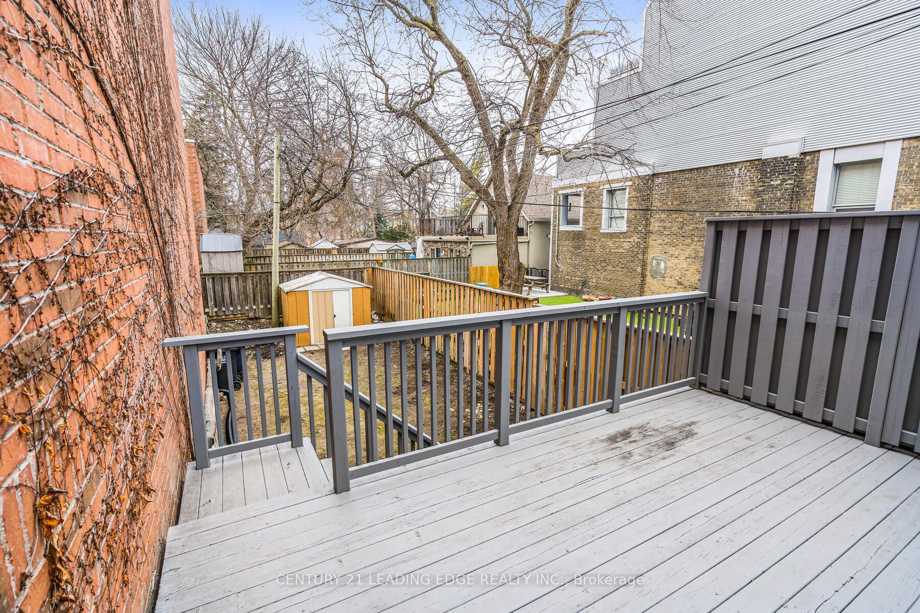 946 Kingston Rd Property Photo 33