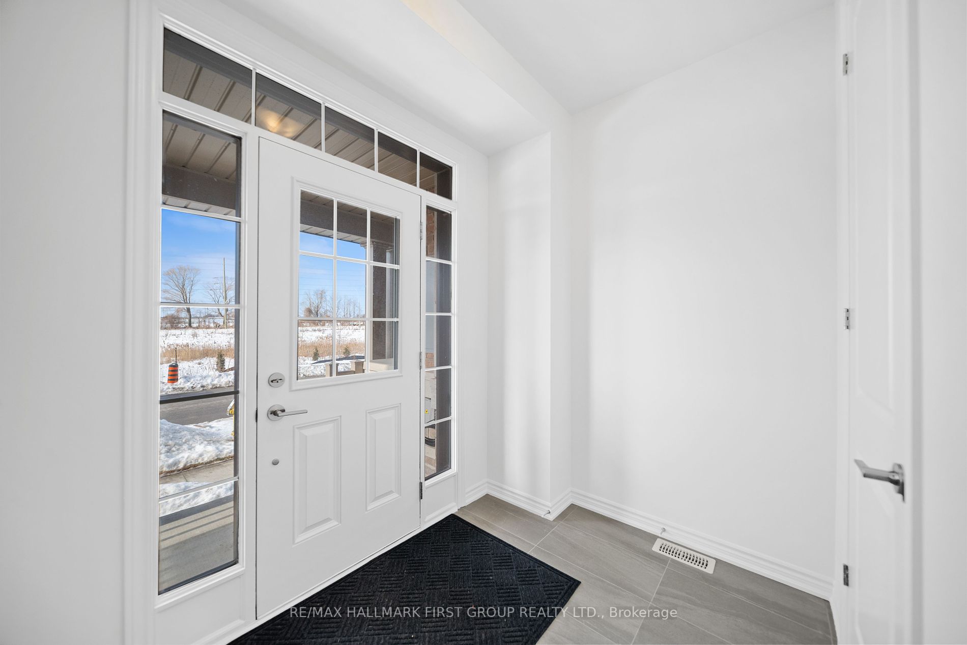 81 Laing Dr Property Photo 6