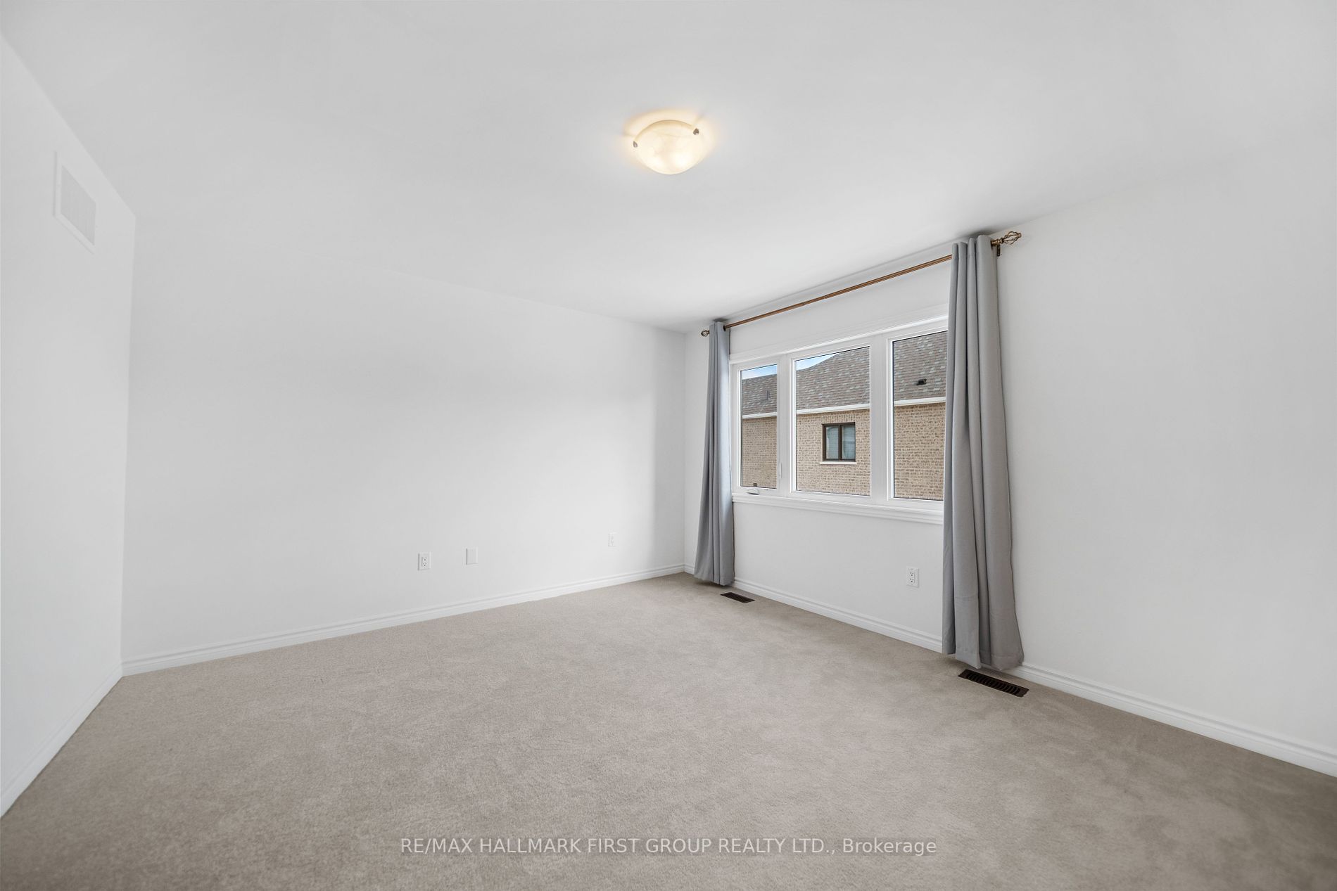 81 Laing Dr Property Photo 15