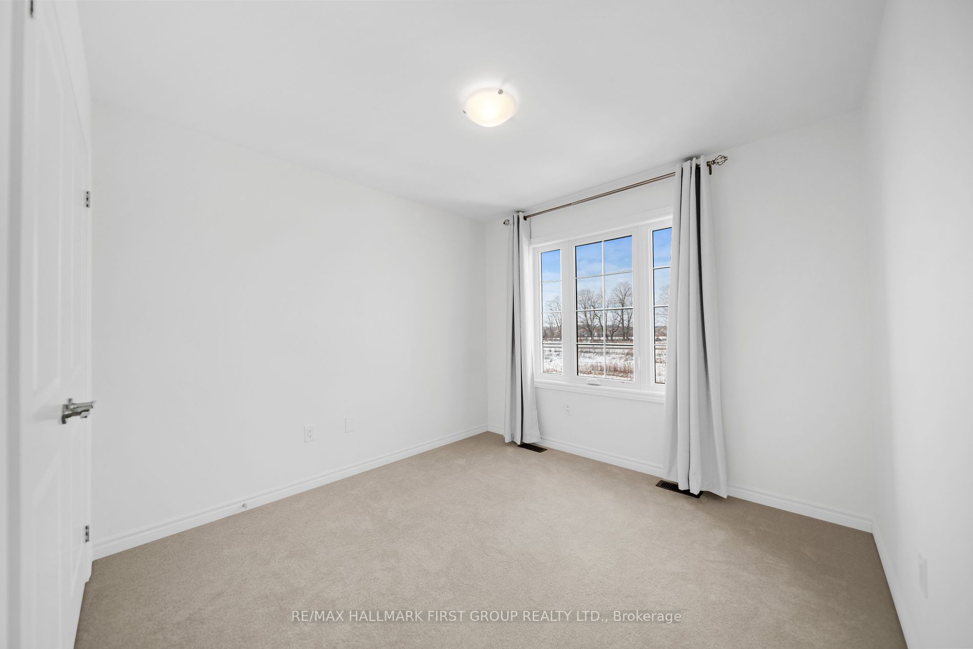 81 Laing Dr Property Photo 21
