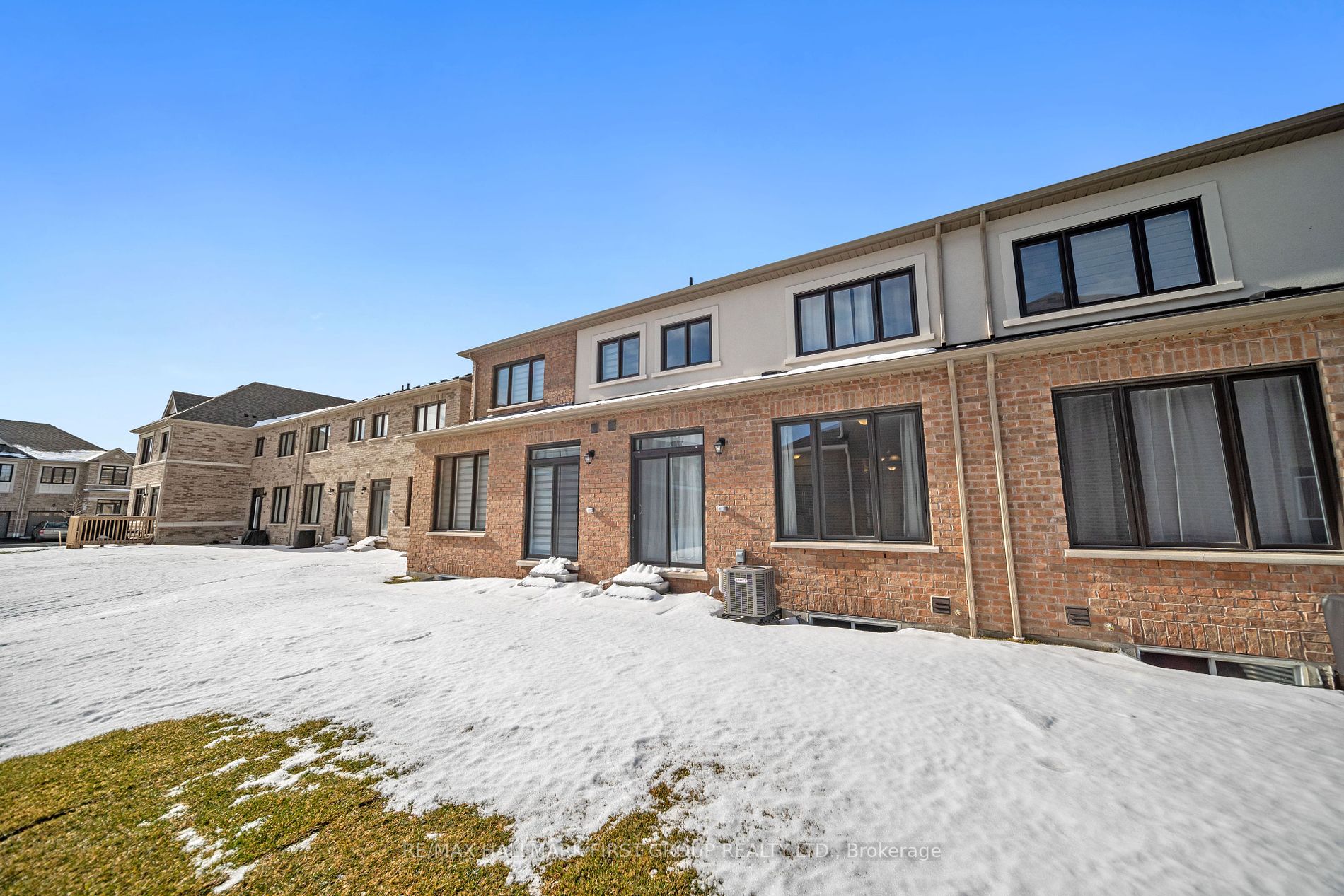 81 Laing Dr Property Photo 24