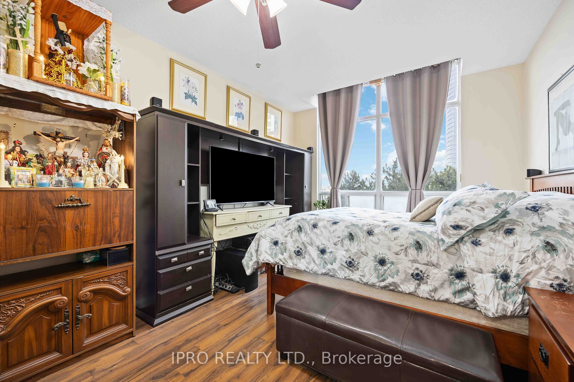 88 Corporate Dr 12 Property Photo 20