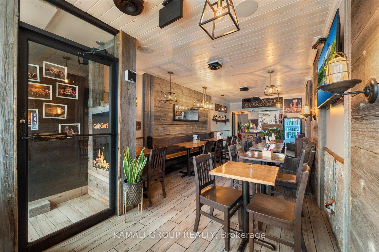 341 Danforth Ave Property Photo