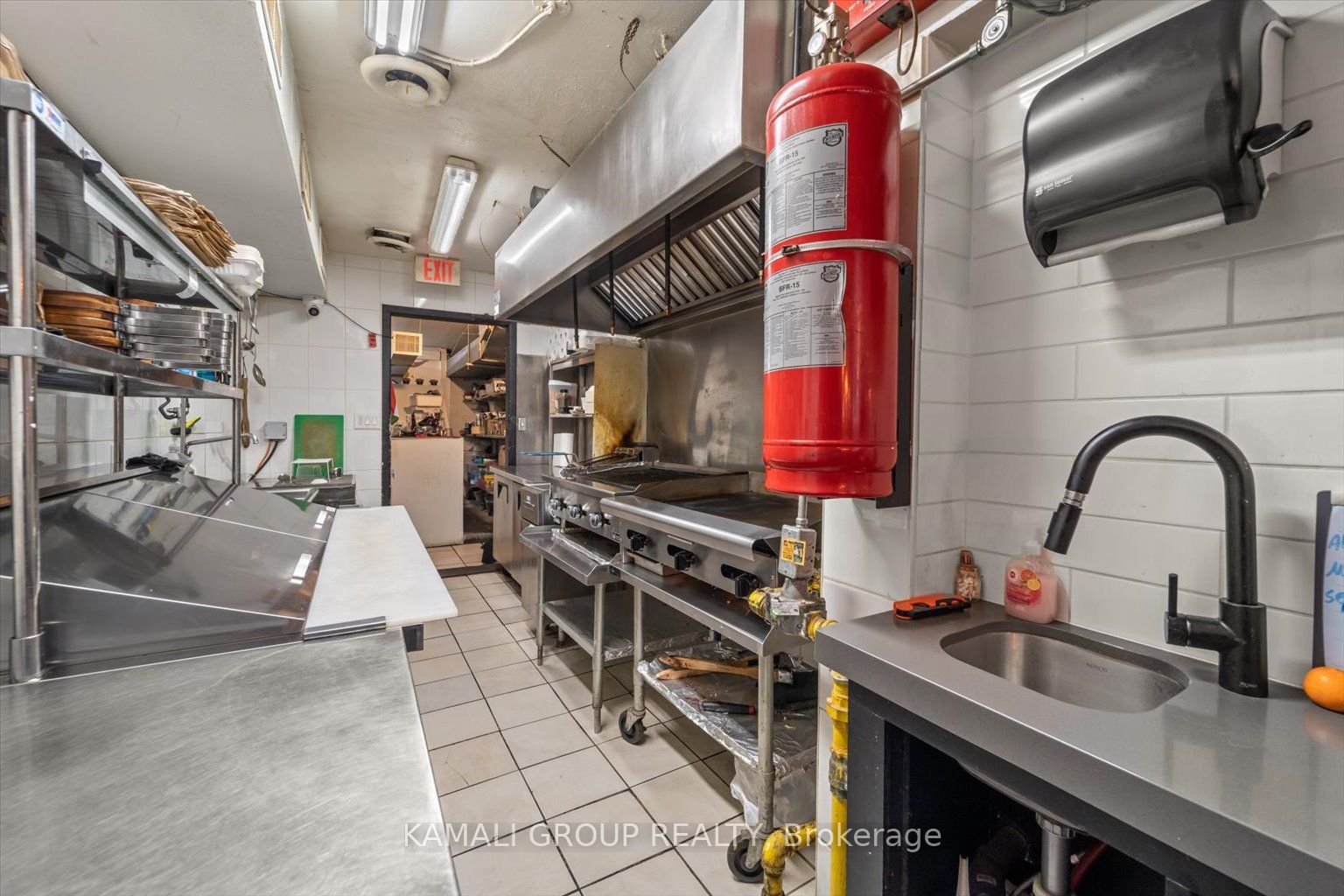 341 Danforth Ave Property Photo 14