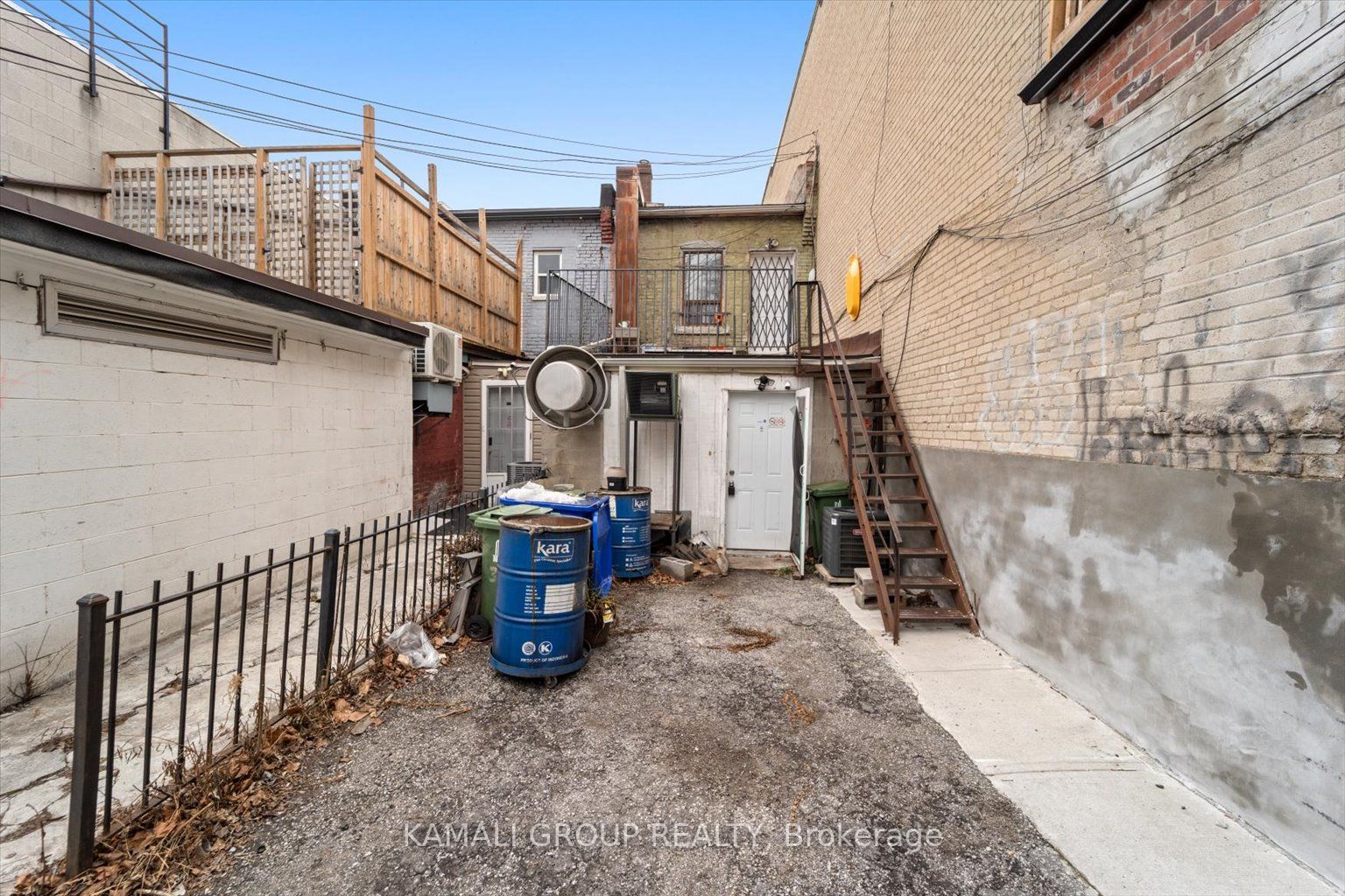 341 Danforth Ave Property Photo 27