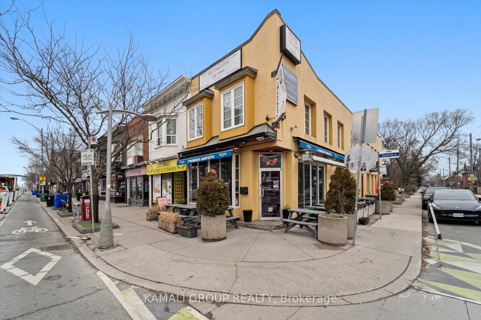 341 Danforth Ave Property Photo 29